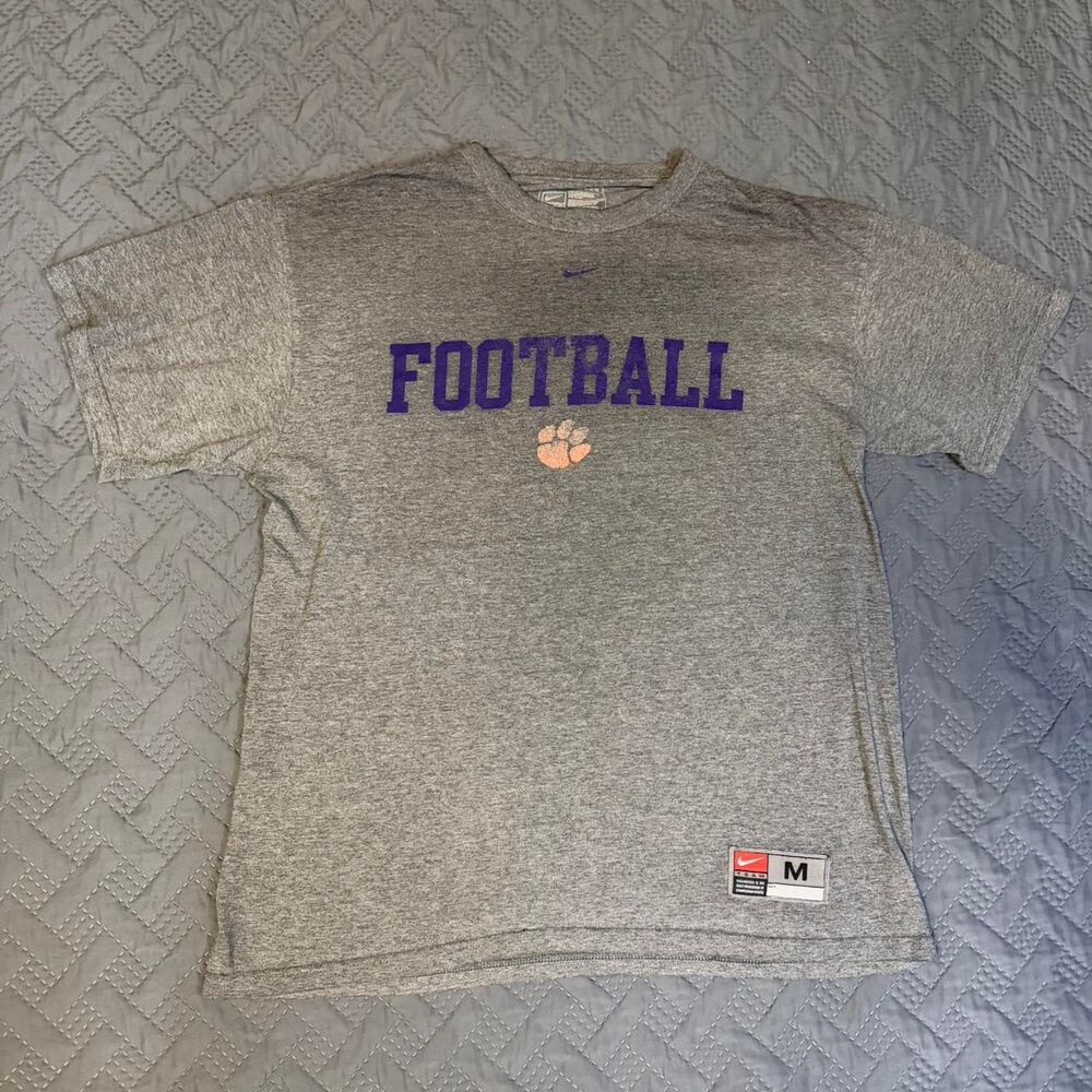 Vintage 00s Nike Center Swoosh Clemson Tigers football College tee